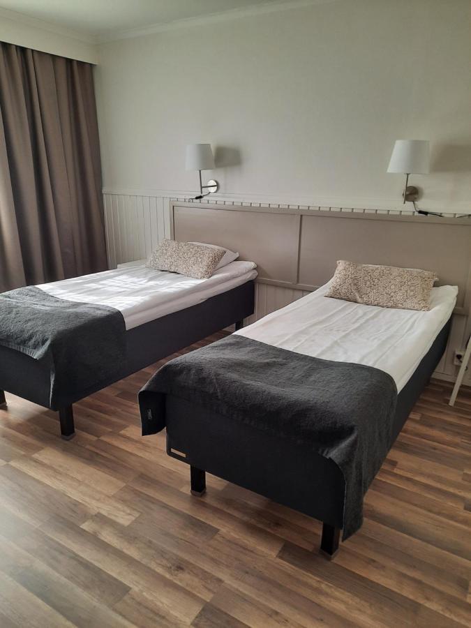 Juthbacka Hotell Uusikaarlepyy 외부 사진