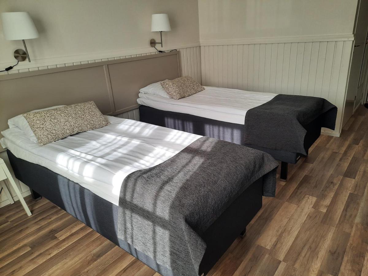 Juthbacka Hotell Uusikaarlepyy 외부 사진
