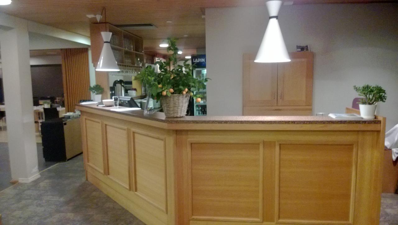 Juthbacka Hotell Uusikaarlepyy 외부 사진
